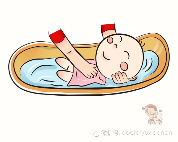 当然啦,每次宝宝大小便后,还要用温水擦洗臀部和会阴部,这样,宝宝才会