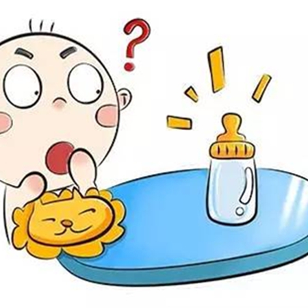 沉思中的奶瓶:我该怎么喂宝宝呢?