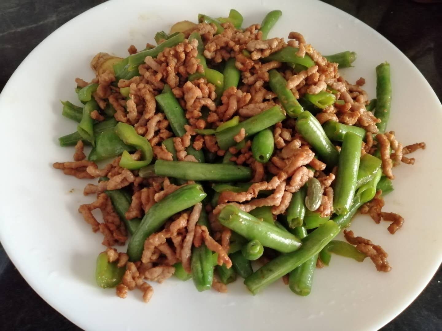 [每日餐桌]家常肉末炒豆角