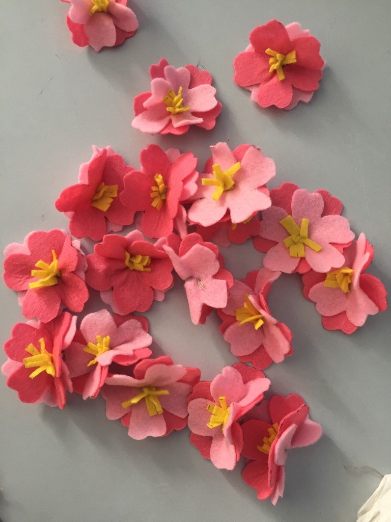 热 精 [约会春天]不织布首秀——手工制作开运桃花,见者好运连连