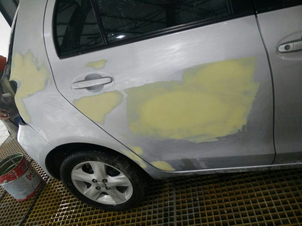 我是汽车喷漆学徒,我已经学了快五个月了,连砂灰