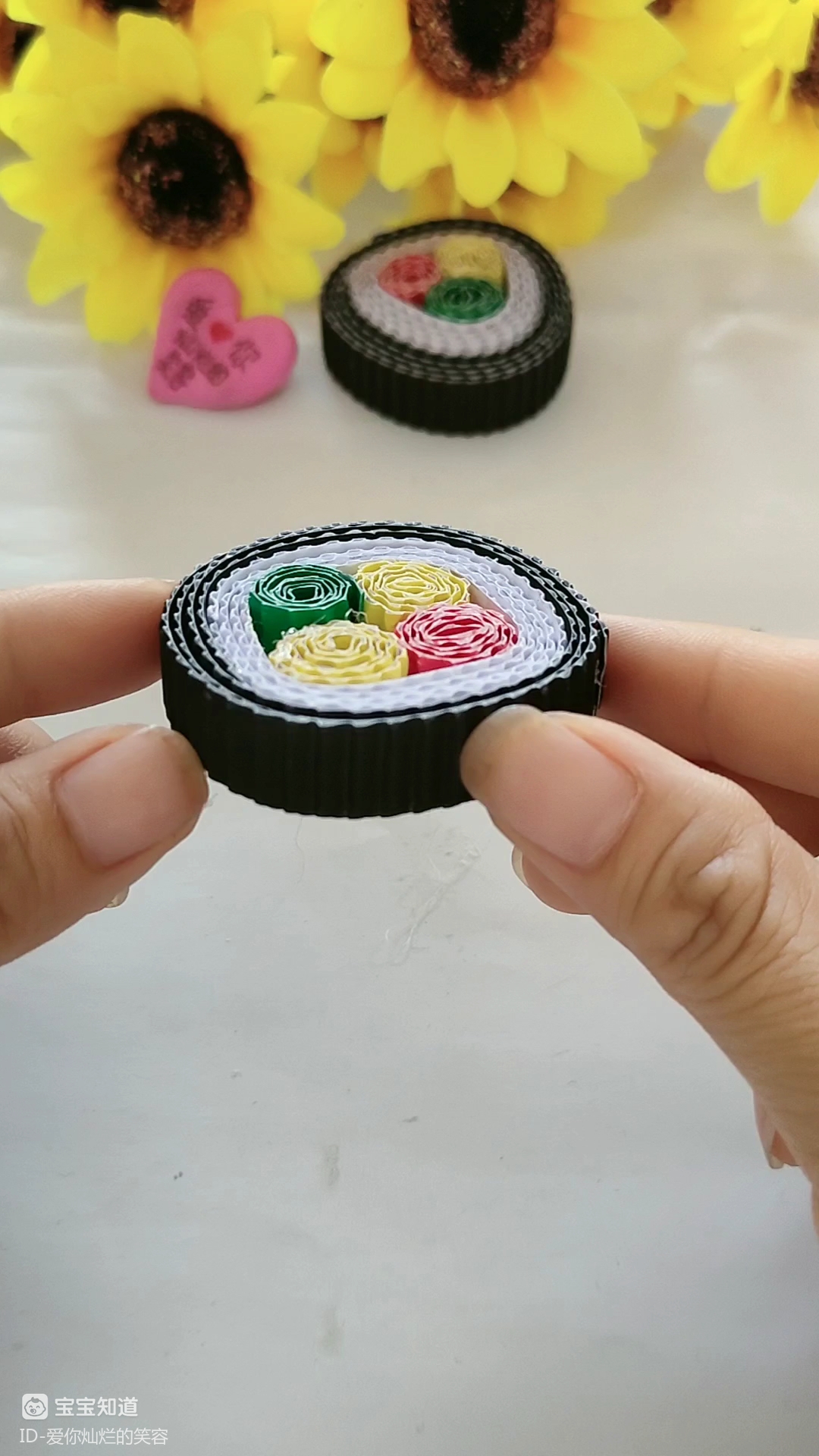 精 教你用瓦楞纸制作可爱的寿司