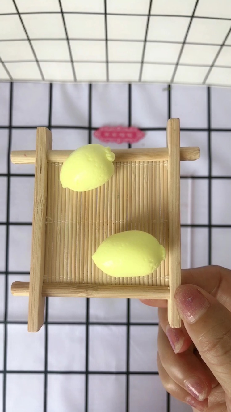 彩泥手工之酸酸的柠檬