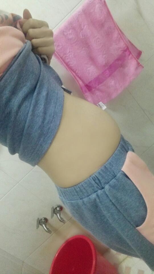 怀孕14周 在5周 8周各检查1次b超 正常 现在感觉肚子特别大 很涨 想再