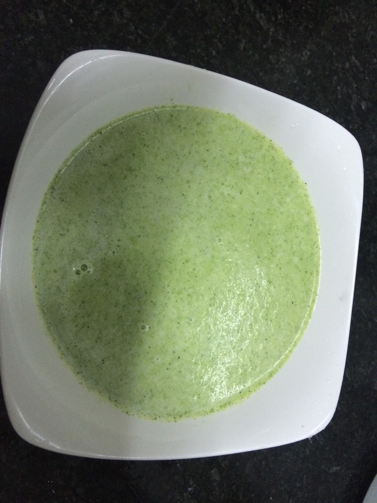 14楼 把西兰花汁倒出来.