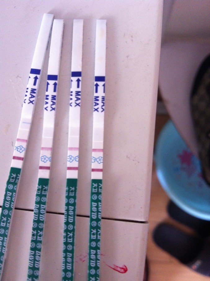 我上个月4-7号来的例假 今天5-20了还没有来 我用大卫早早孕试纸 准吗