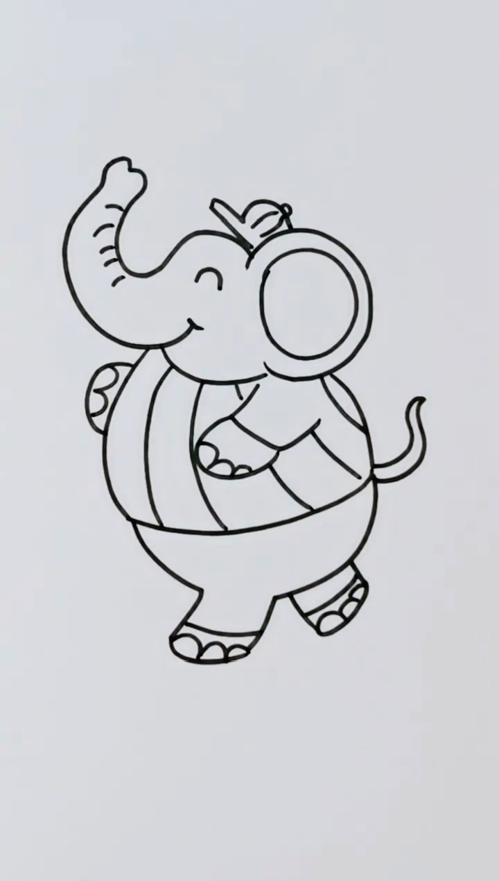 简笔画一只快乐的大象