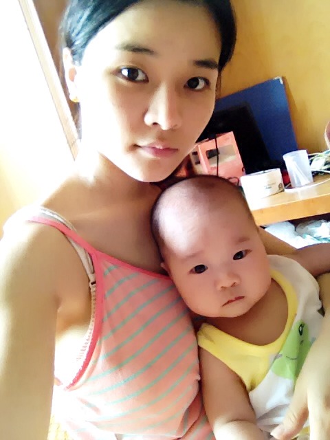 晒晒你跟宝宝的照片,宝妈们接棒啦 宝宝哦