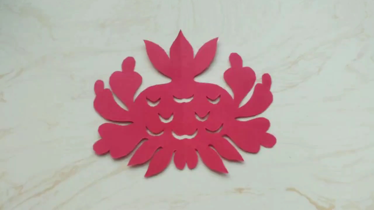 精 漂亮的对折纸石榴花初学者可以尝试一下