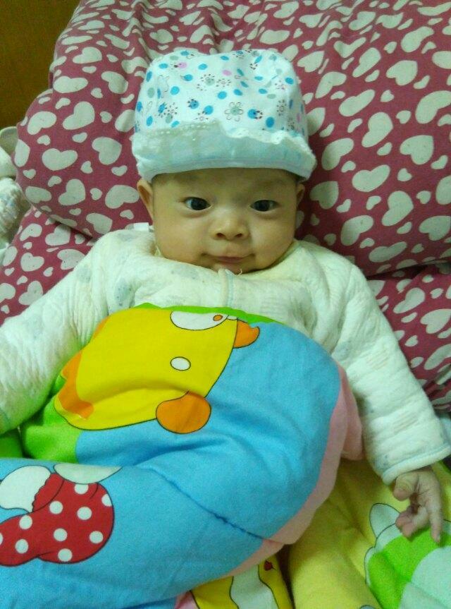 萌宝从呱呱坠地到呀呀学语…宝妈们有没有很欣慰，都来晒下萌宝吧！！