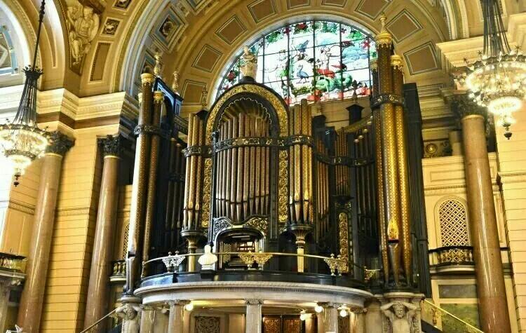 比起《羞羞的铁拳》这部电影更热血,让你更加不能自