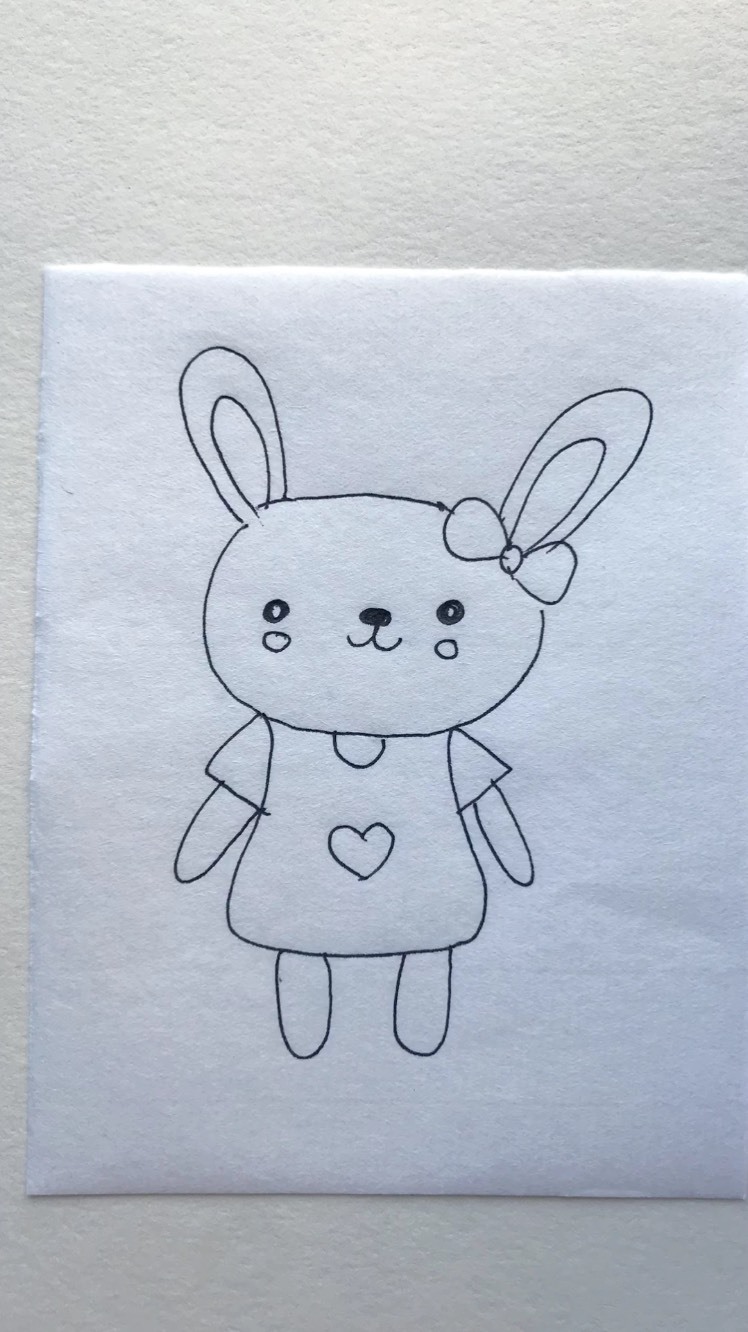 [绘画比拼]画一只戴蝴蝶结的小兔子
