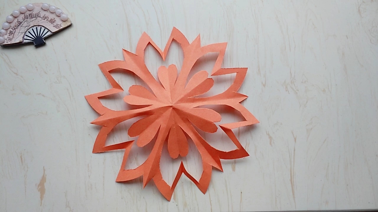 [手工剪纸]漂亮的樱花剪纸教程喜欢收藏起来