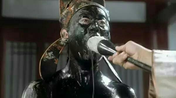 16楼 《唐伯虎点秋香》的祝枝山又是一经典角色,和多隆不相上下.