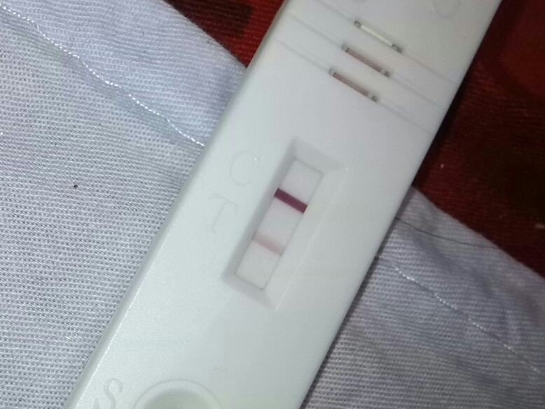 早孕试纸测试是弱阳是不是有了啊