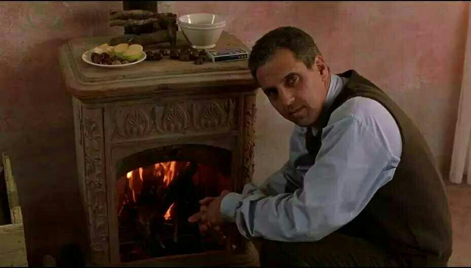 在电影中,印象最深刻的片段是:  房产经纪人在安抚抓狂的弗朗西斯讲得