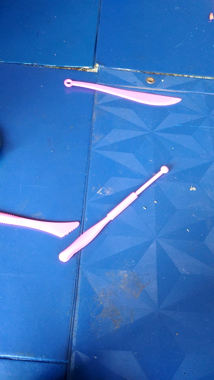 亲子手工之彩泥黄瓜