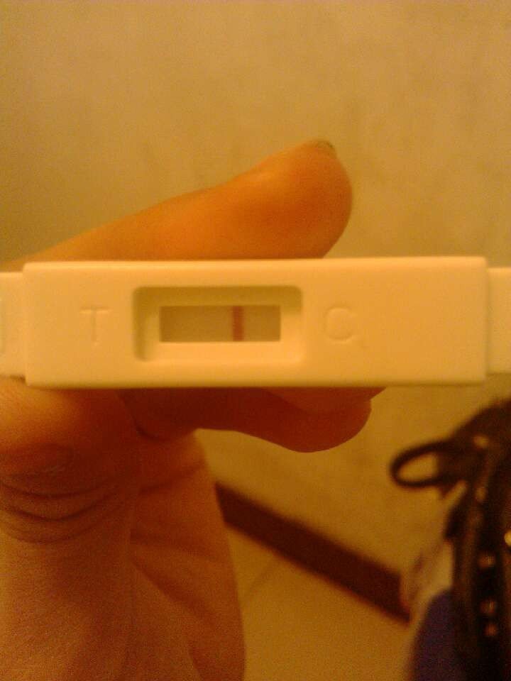验孕棒结果,看看是不是 怀孕了