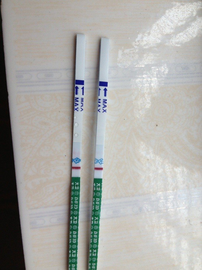 同房9天用验孕棒能验出来的吗?很模糊是怀孕吗?