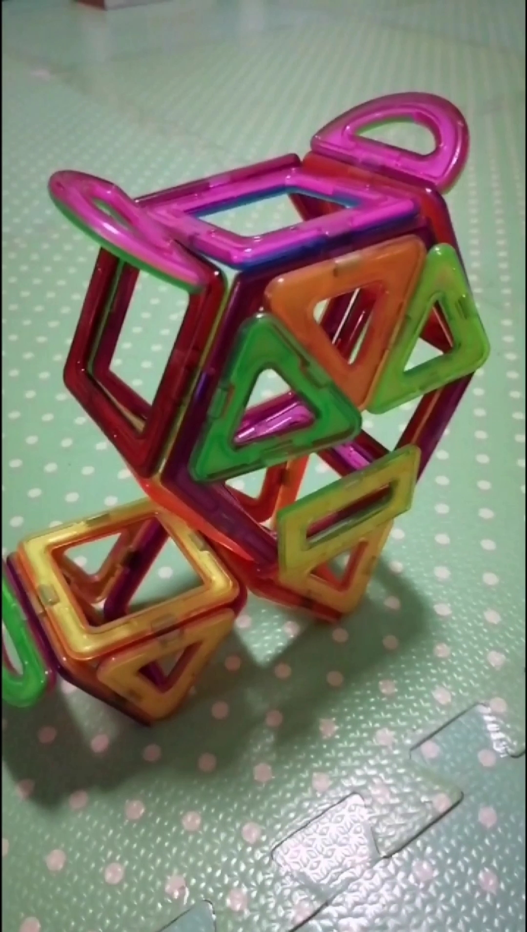 [参赛]磁力片创意拼法—拼只可爱小羊