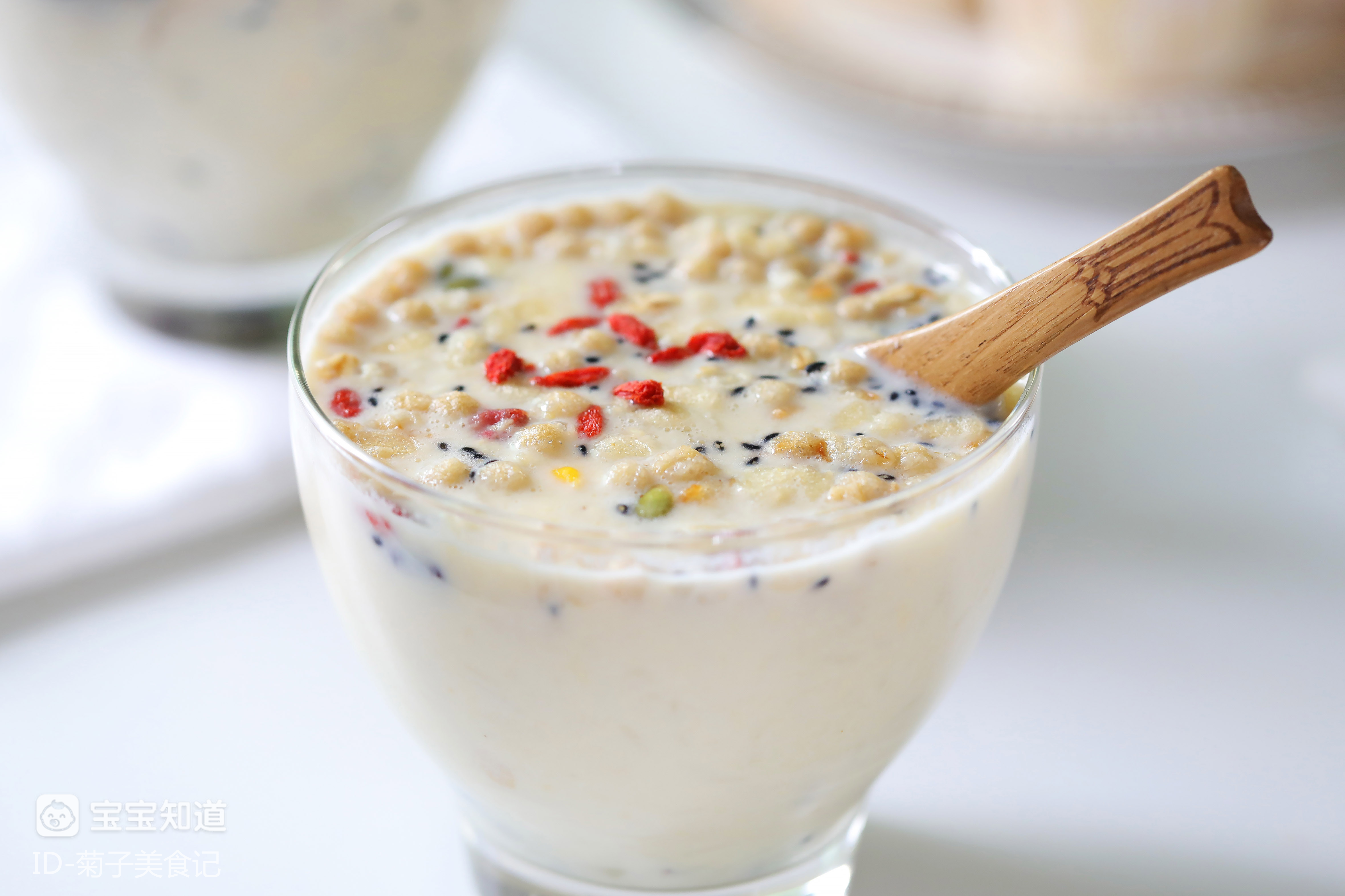 大西北甜点牛奶鸡蛋醪糟,热乎乎暖暖的,女生要多喝#星知计划