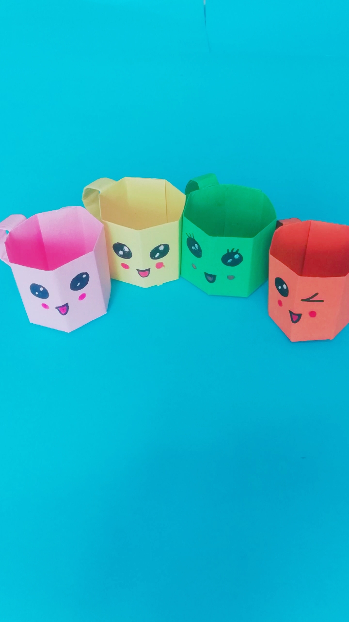 精 [百变折纸]给芭比娃娃折可爱杯子