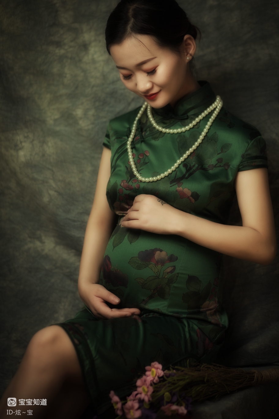 娘娘怀孕大肚子图片图片