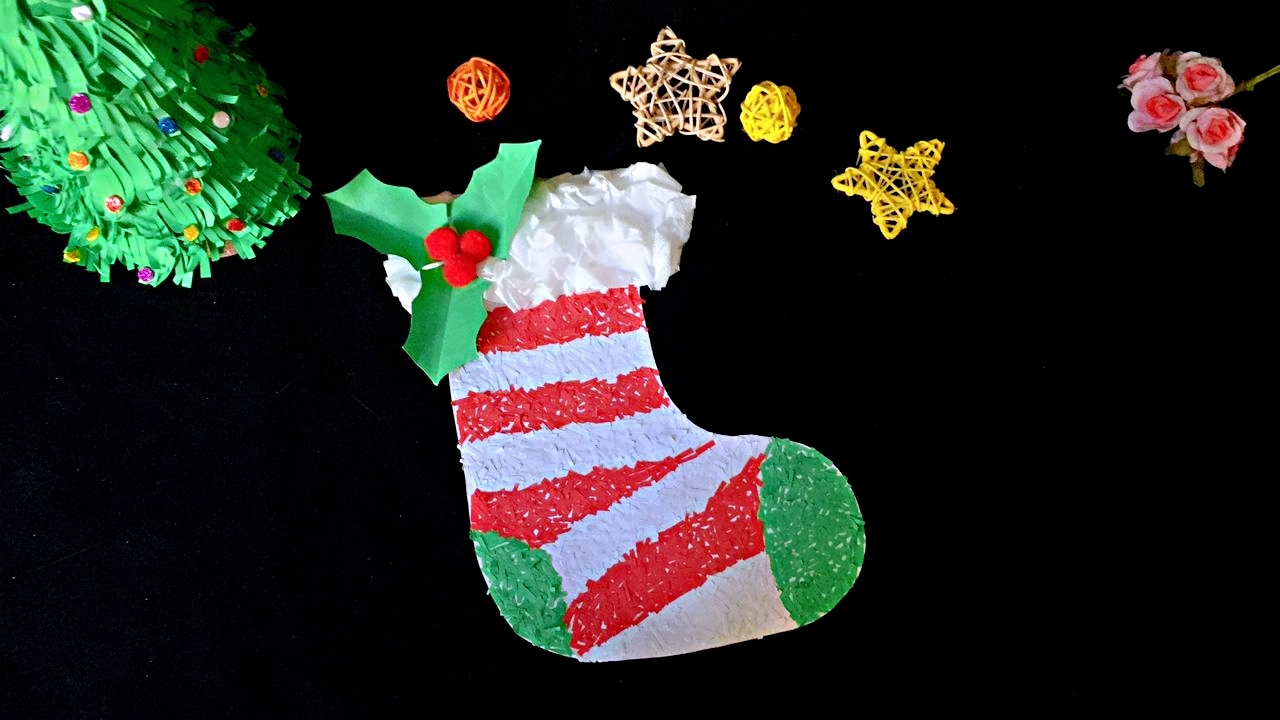 亲子手工碎纸屑拼贴画圣诞袜子