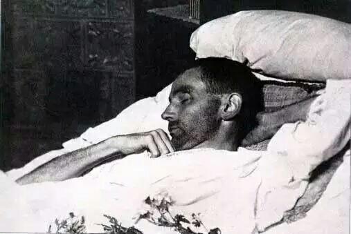 [电影推荐]这无疑是一个渣男,却把所有人看哭了