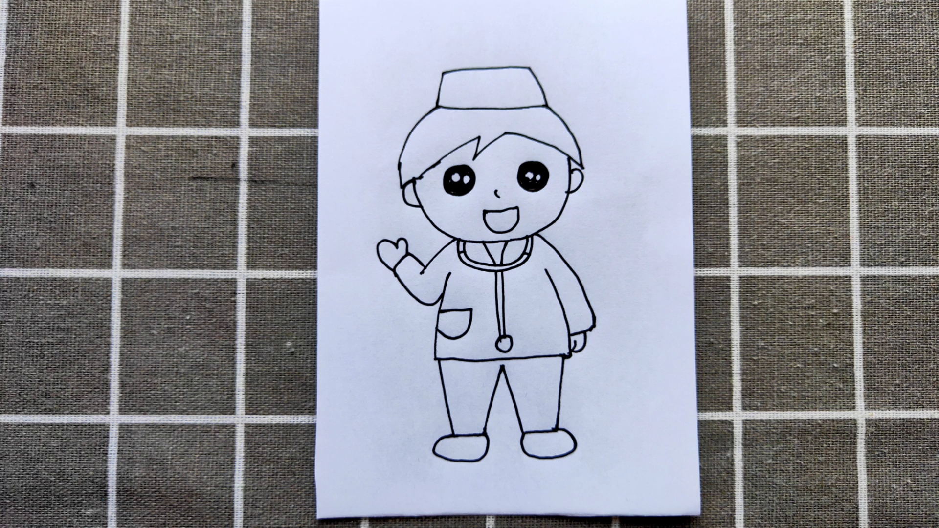 [幼儿绘画]一个可爱的医生