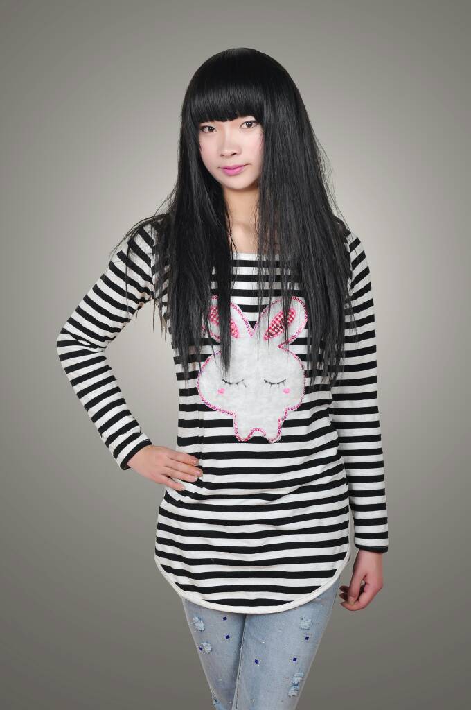 现在我每天都吃补佳乐雌激素吃了一个星期都变得像女孩了有些女性化想