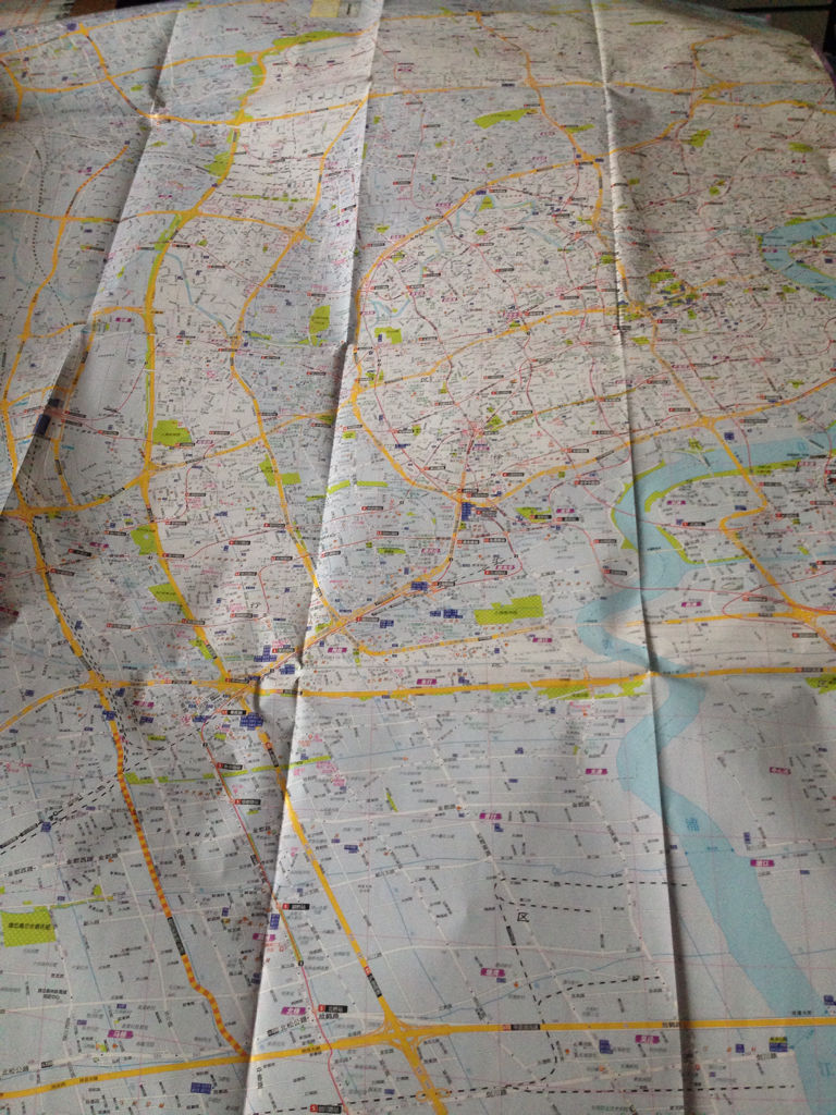 一看到地图上的海就害怕是怎么回事,女孩子,普通地图和卫星地图都好怕