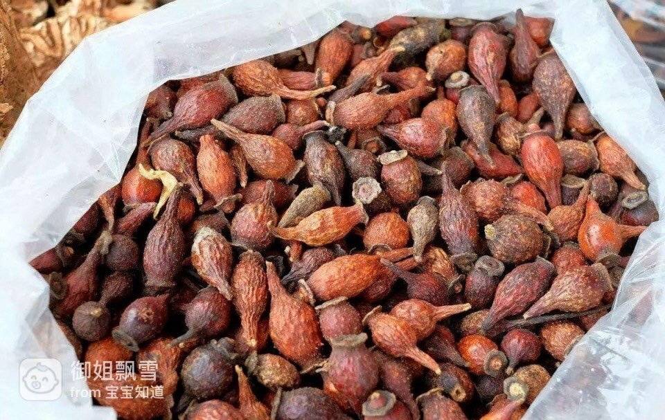 中药金樱子泡酒，味道相当不错