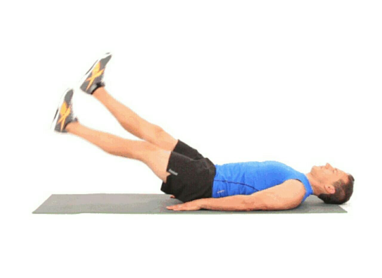 第2招:剪刀腿  粗腿星人的福星,莫不就是这经典的剪刀腿,左右腿