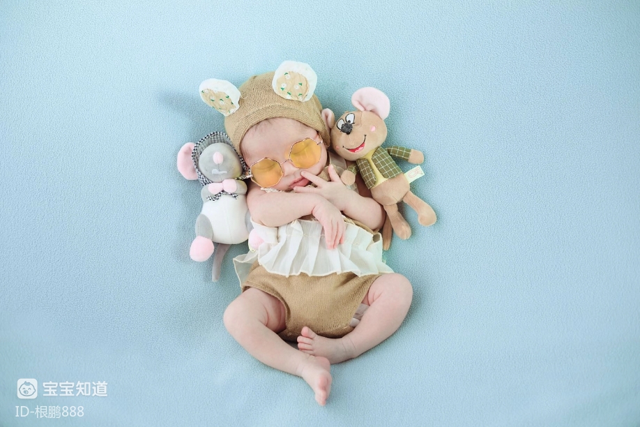 18 对于从未抱过幼小婴儿第一次做父母的成人