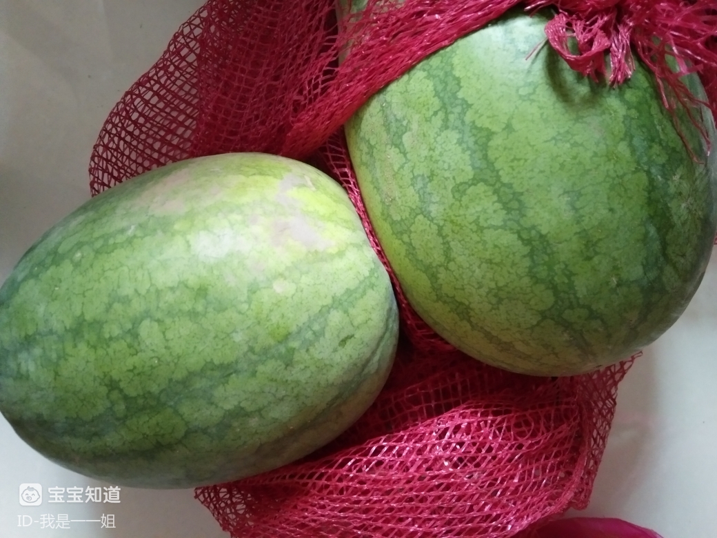 今日账单买了两个大西瓜扛回来累的不行